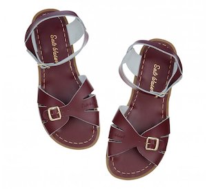 Sale: Saltwater "Classic" Sandals - Claret