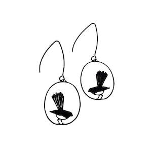 Willy Wagtail Earrings in Black