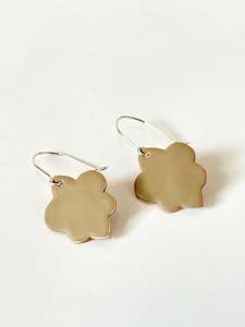 Fleur de Lis Earrings - Sand