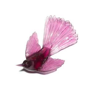 Glass Birds: Fantail / Pīwakawaka - Gold Amethyst