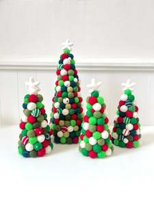 Featured: Pom-Pom Christmas Tree - Traditional Green / Red / White