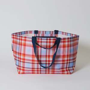 Bags: Oversized Tote - Tartan