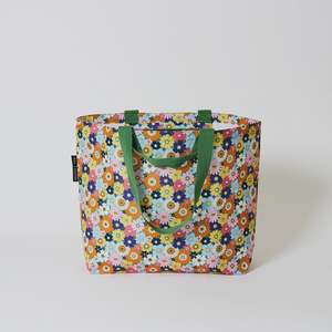 Bags: Medium Tote Bag - Posy