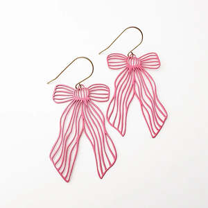 Pretty Bow earrings in Pink