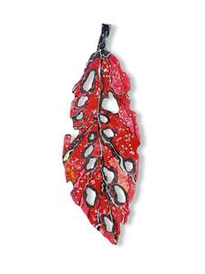 Small Pohutukawa Leaf (25214)