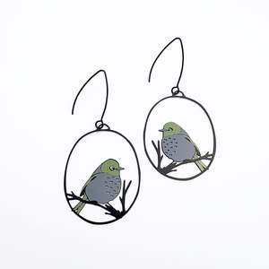 Jewellery: Silvereye bird earrings in Grey & Olive