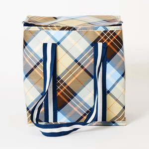 Medium Insulated Tote - Country Plaid