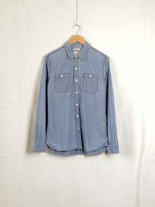 Mens Shirting: Levi's - Chambray Work Shirt