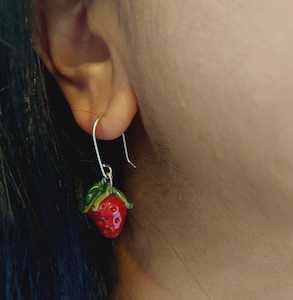 Rainey Design: Glass Strawberry Earrings