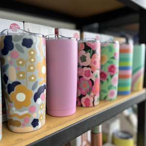 Drink Bottles And Reusable Cups: Smoothie Tumbler with Straw