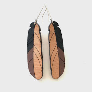Jhd Designs: Tieke Feather Earrings