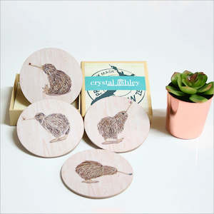 Placemats And Coasters: Coasters Set - Kiwi