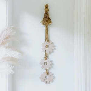 Hanging Retro Flowers - Steel Wall Art