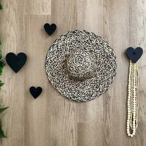 Lisa Sarah Steel Art: Lisa Sarah Steel Heart Hooks (SALE)