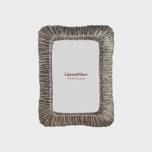Silver Wire Photo Frame- 4 X 6