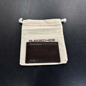Uri Leather Wallet
