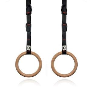 Gymnastic Rings: 28mm Wooden Rings + Comp Straps