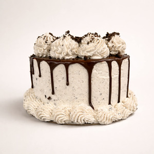 Cakes: Cookies & Cream Cake