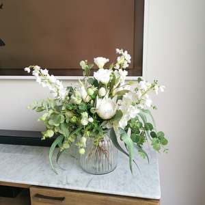 Arrangement: Wild Ivory