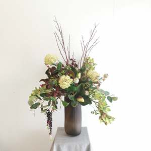 Arrangement: Obsidian Grove