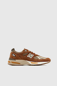 Footwear: U991GB2 - Brown