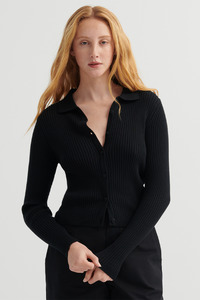 Manuscript Top - Black