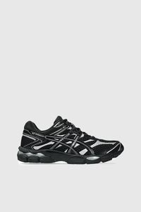 Footwear: GEL-CUMULUS 16 - Black / Black