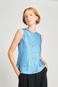 Sale Under 300: Whoo-sah Top - Blue Satin Floral