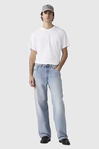 Levis: 501 Loose - In My Bronco