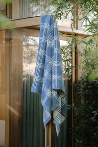 Life New Arrivals: Frisa Pool Towel - Celeste / Chalk