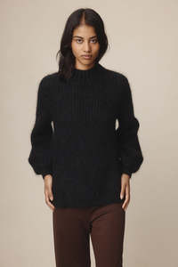 Klein Jumper - Black