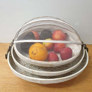 Home Accessories: Food Covers Oval Set 3 White Wash