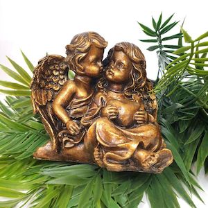 Poly Resin Figurines Animals: Loving Angels Antique Colour