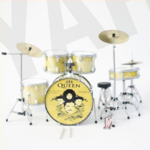 Minature Collectible Guitars And Drum Kits: Minature Drum Kit Queen