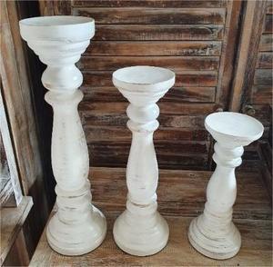 Carved Set of 3 Candle Holders White