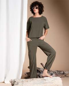 Caterina D: Made in Italy Stretch Bengalina Cargo Pants - Caterina D.
