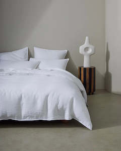 Quilt Covers: Ravello Linen Quilt Cover - White | Weave Home Bed Linen