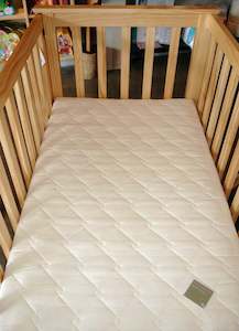 Organic Baby Mattresses: INNATURE Organic Baby Cot Mattress - Medium