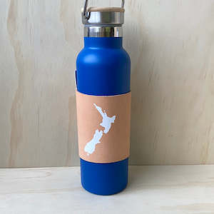 Whare Kainga Home Ware: Dark Blue Russet Bottle with Leather Sleeve