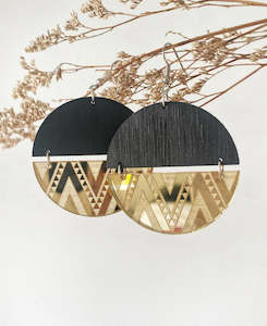Taonga Jewelry: Kaokao Circle