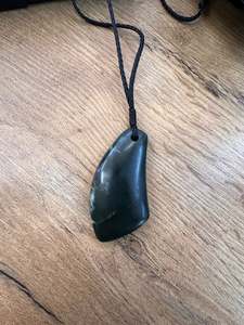 Freeform pounamu curved 60mm - 16