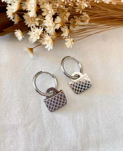 Kete Huggies