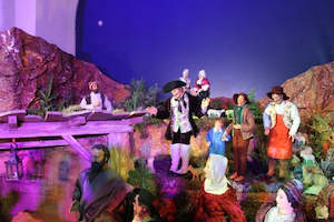 Santons and Christmas traditions along the canals of Provence In the footsteps o&hellip;