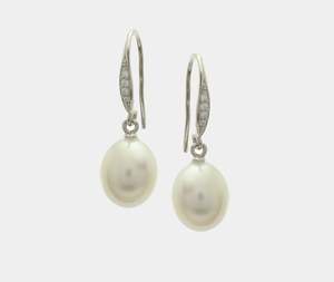 Quirky Collectibles: Sterling Silver, freshwater pearl and cubic zirconia drop earrings