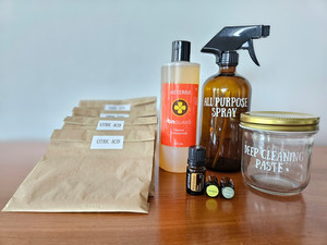 DIY Cleaning Starter Pack with free e-guide Essential Oils ide Matters