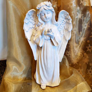 Angel Statue w. Dove (approx. 40cm)