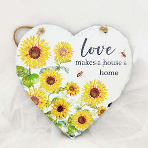 Family/Love Sunflower Slate Heart (family or love. approx. 19.5x19.5cm)