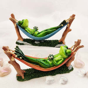 Woodland Grotto: Frog in Hammock (blue or orange hammock. approx. 10x19.5cm)