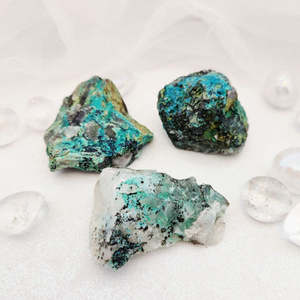 Chrysocolla w. Quartz Rough Rock (assorted. approx. 5-6.2x4.1-5.6cm)