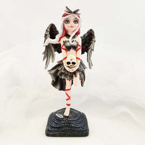 Mystical Magical: Gothic Angel h. Skull (approx. 19x9.5cm)
